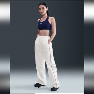 Nike Windrunner Women's High-waisted Woven Open Hem Cream Pants Size XS NWT